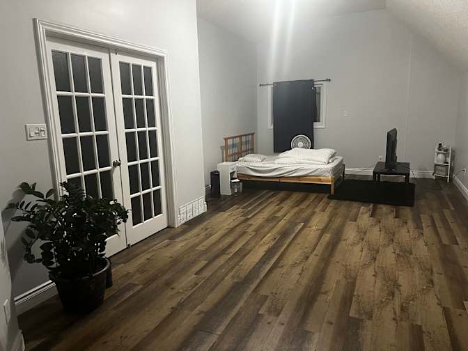 Karthick's room