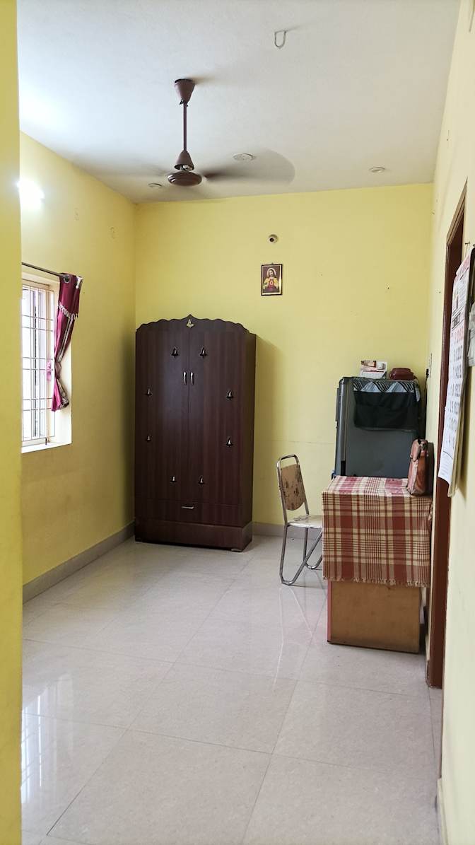 Akalya's room