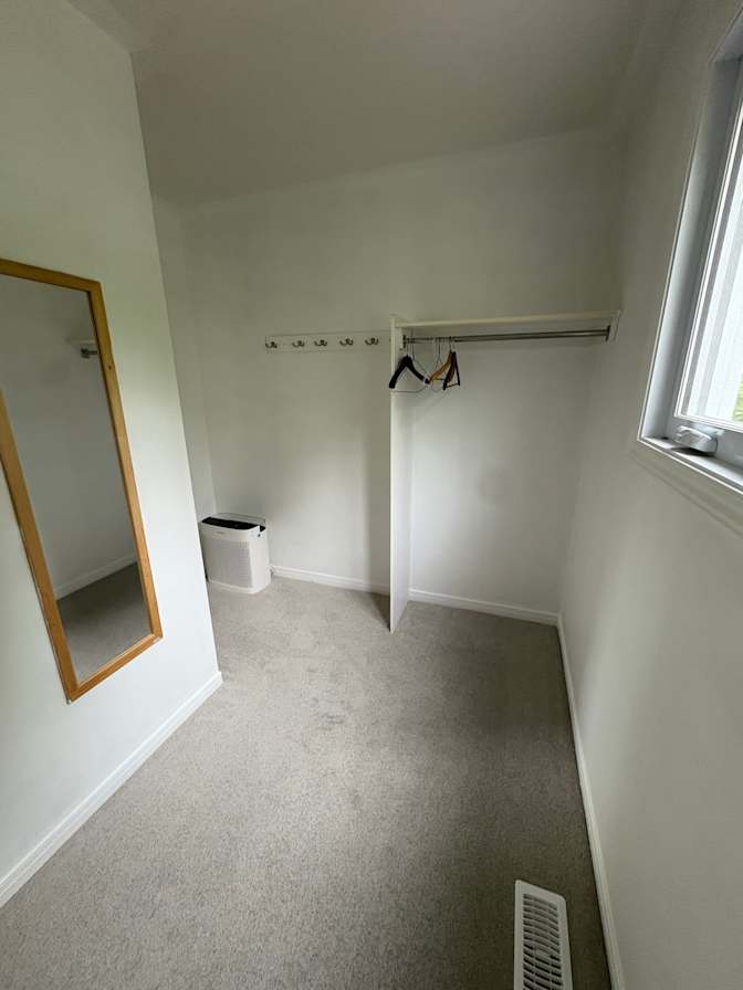 Danielle Travassos's room