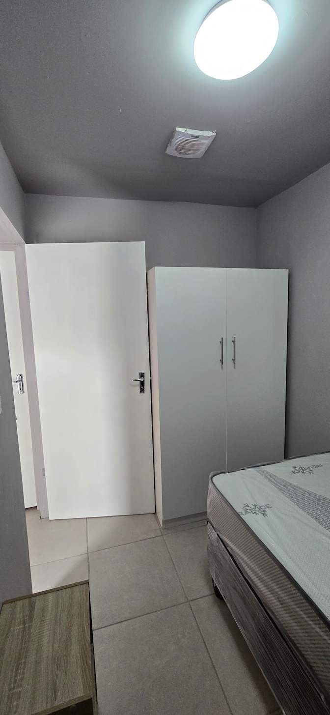 Faiek Meyer's room