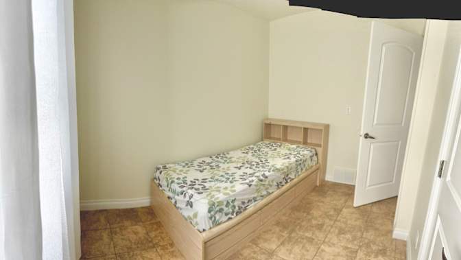 Henrry's room