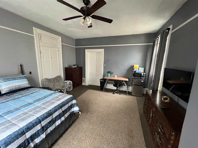 Marisol's room