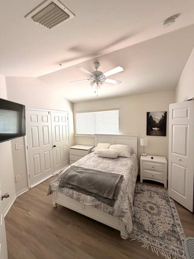 Mariana's room