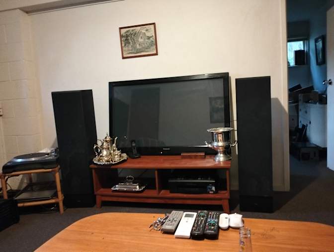 Carl Desmond Sayegh's room