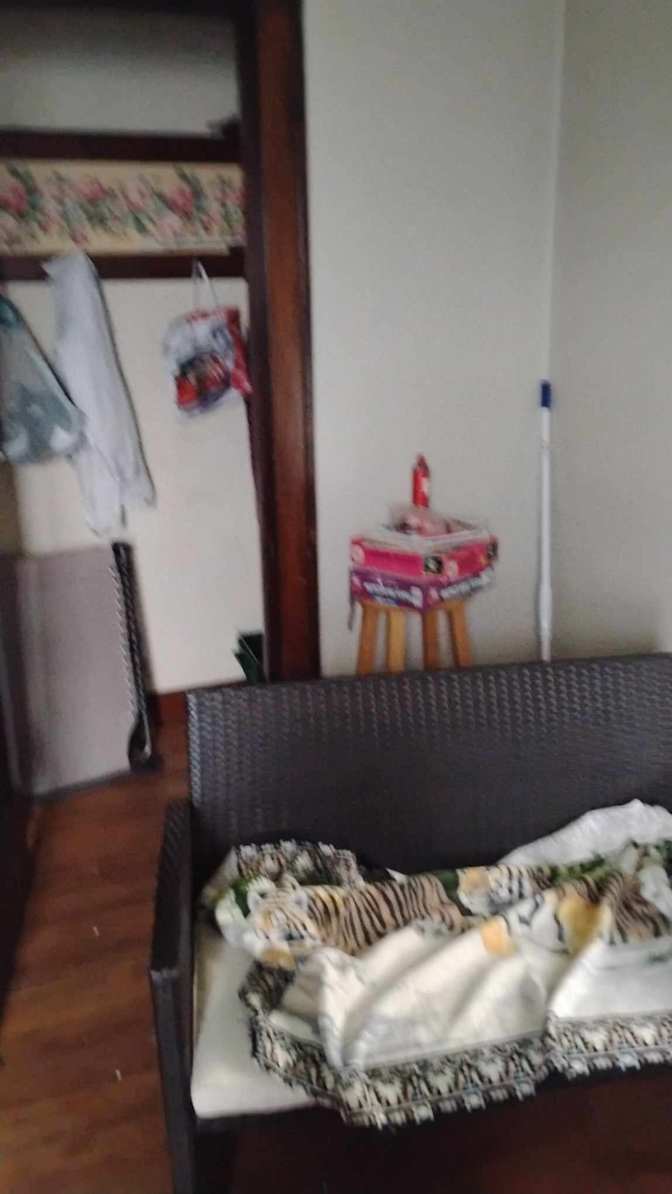 scott  monroe's room