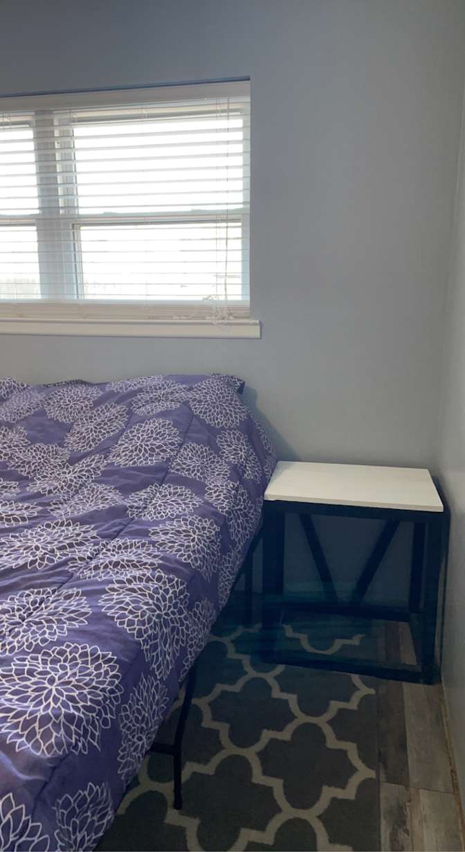 Evelyn's room