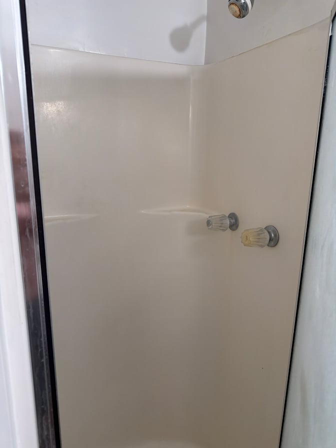 Thomas's room