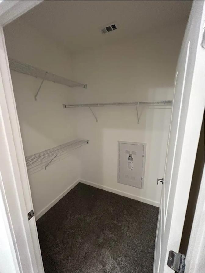Abhijeet Gupta's room
