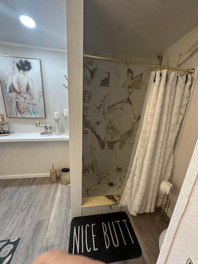 Elvyra Buck's room