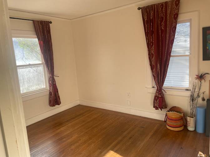 Lisa's room