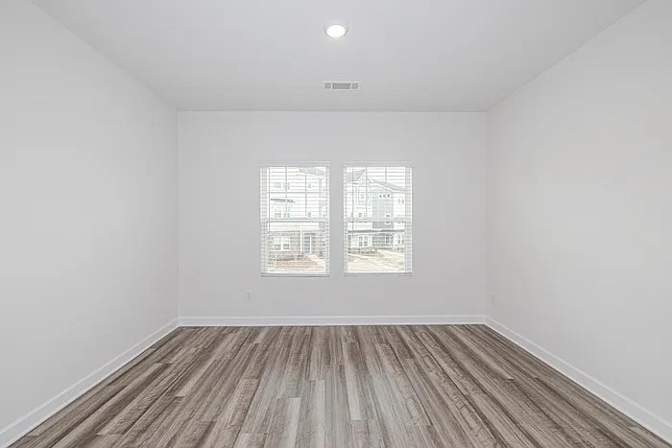 Alcove Rooms's room