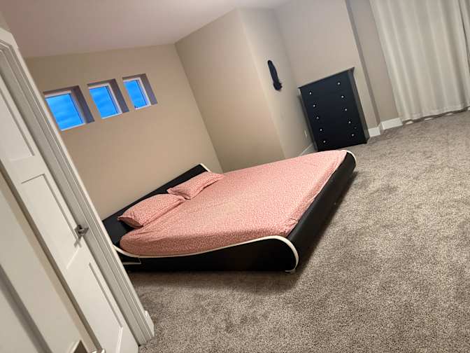 Tara's room