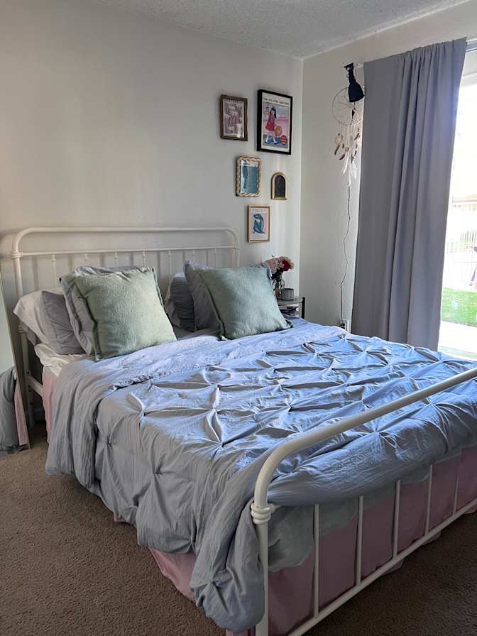 Agita's room