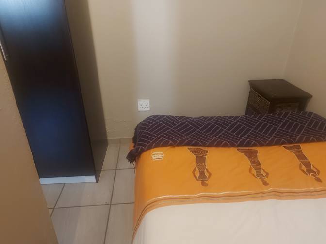 Kalayvani's room