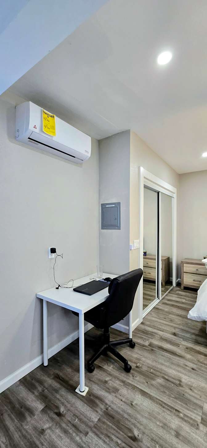 Vianh's room