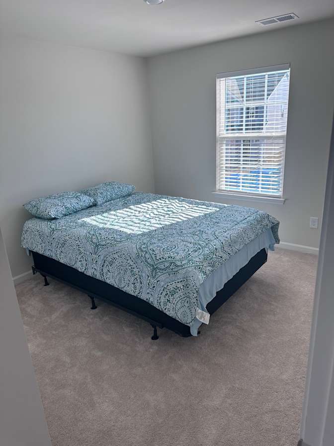 Alcove Rooms's room