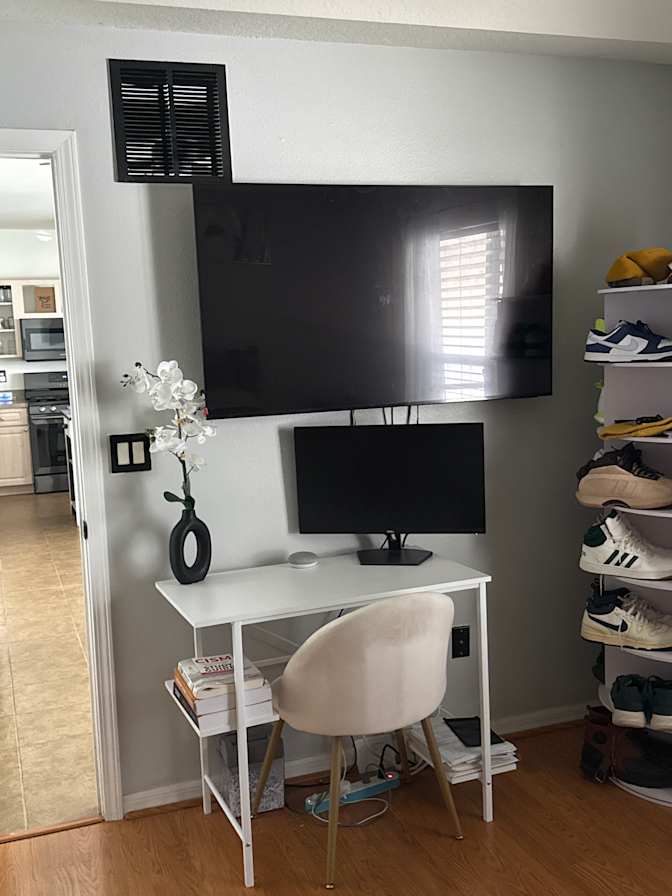 Rodd's room