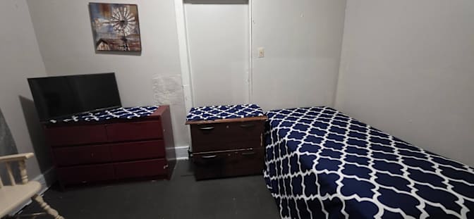 Eric Adams's room