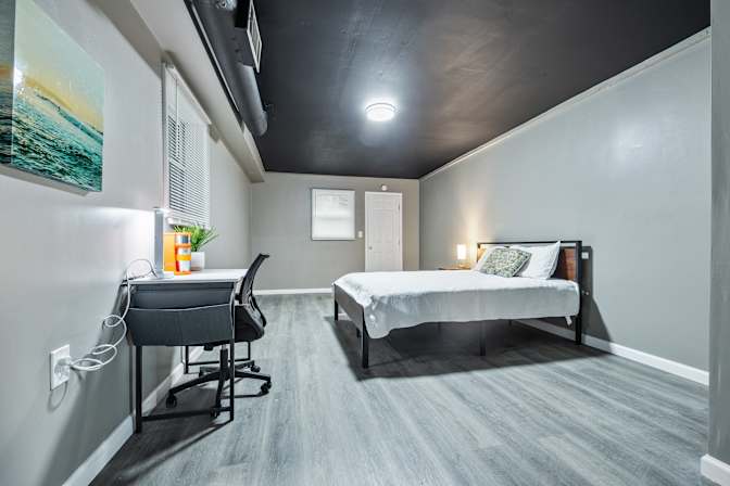Lormensky Jean's room