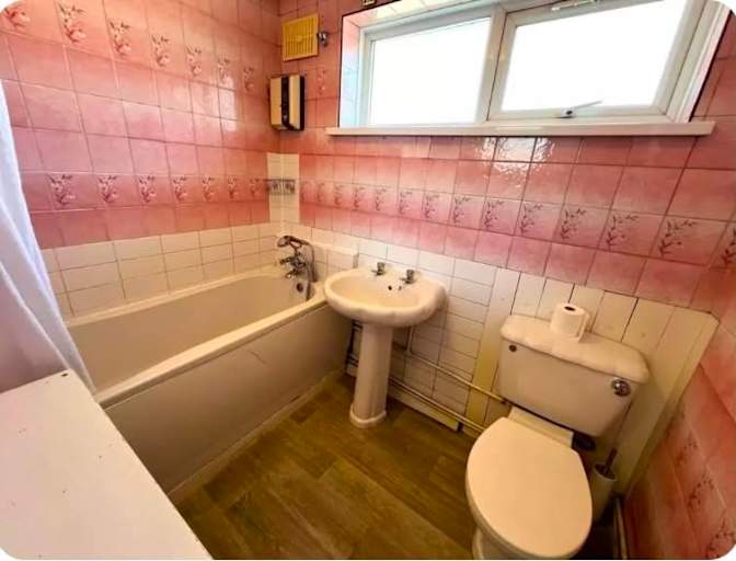 Pepe's room
