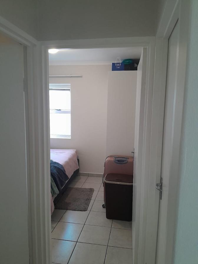Xoli's room