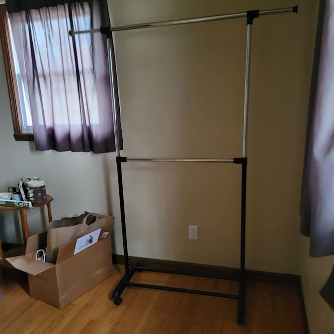 Jules's room