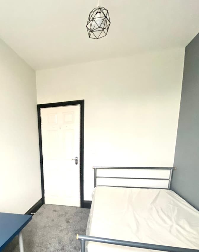 Upper Residence Property Ltd.'s room
