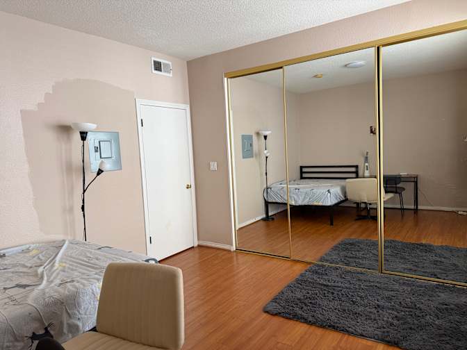 Emily Lin's room