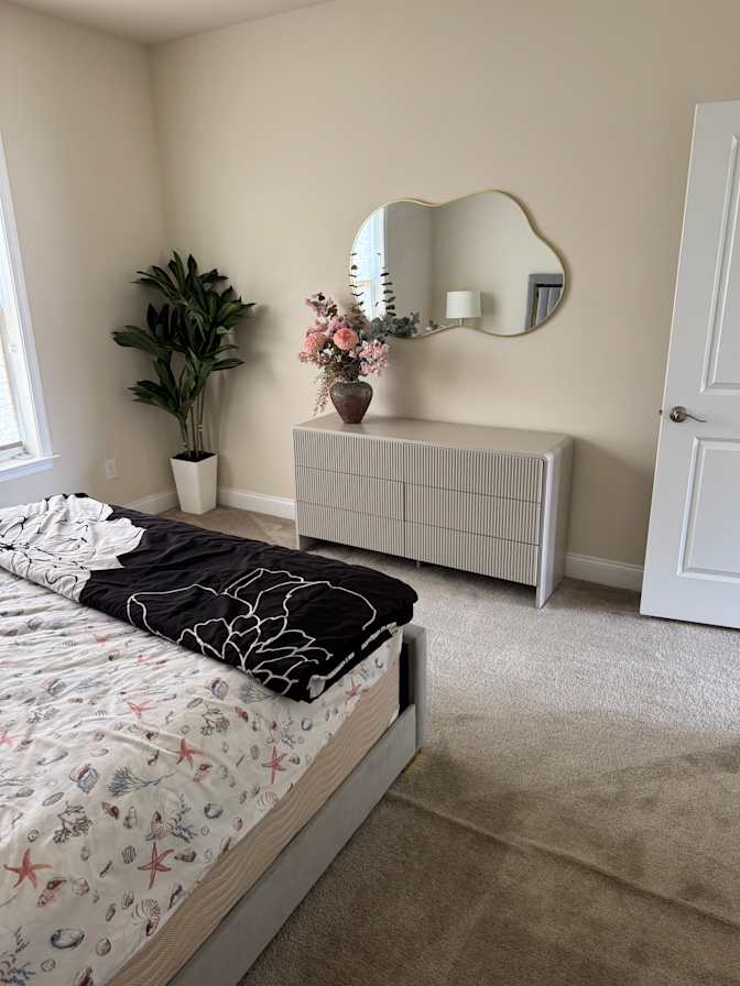 Satish's room