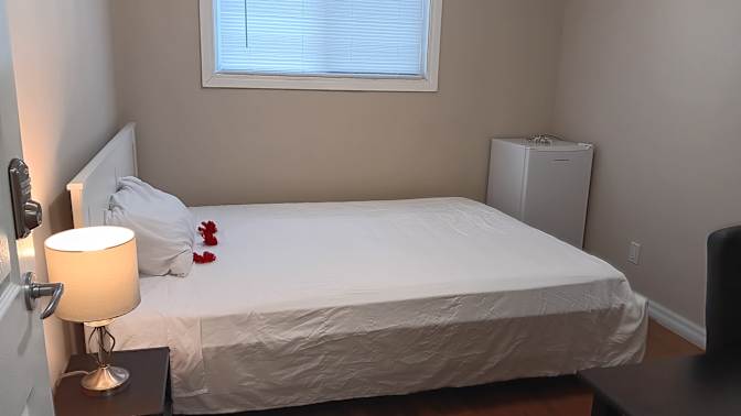 Christy Le's room