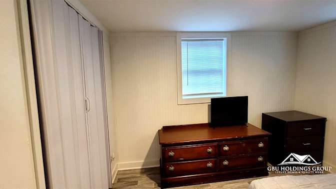 GBU Holdings Group's room