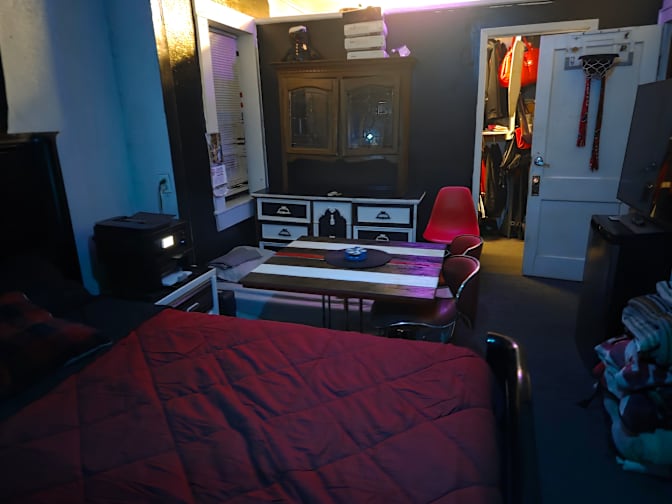 PETER's room
