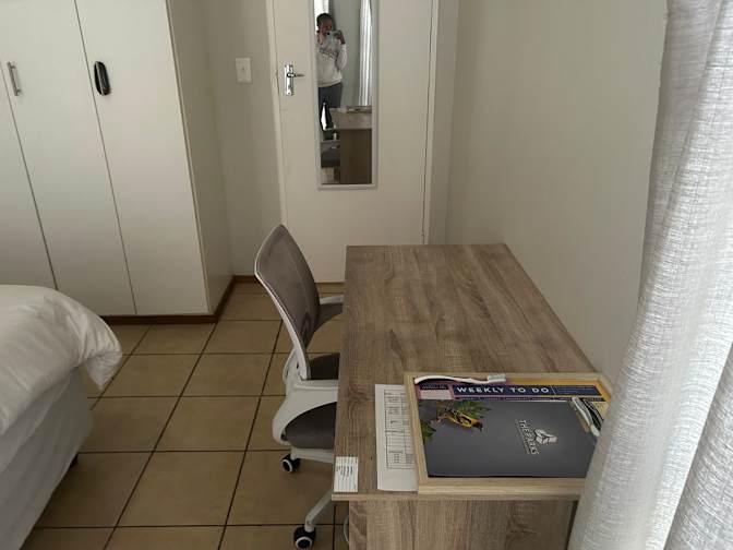 Aviwe's room