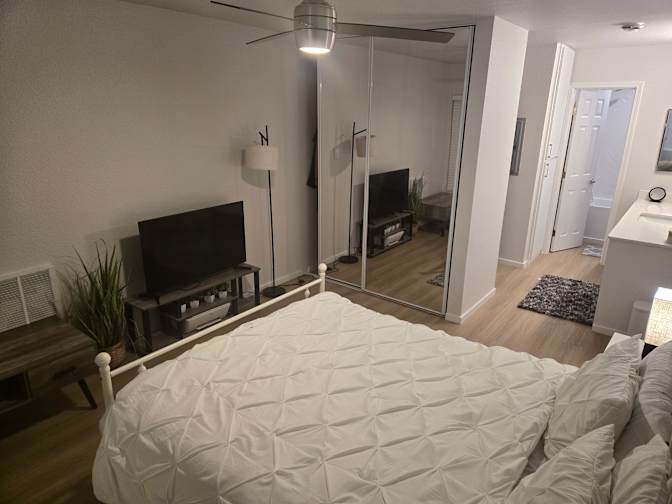 JODI's room