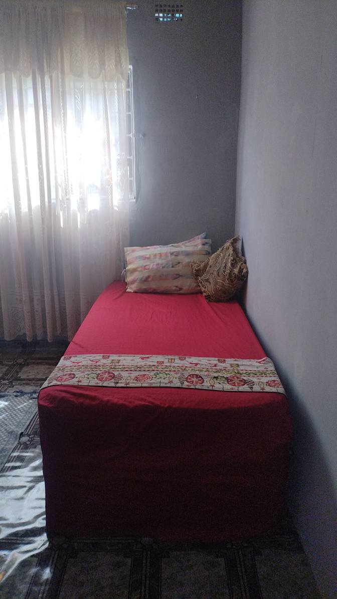 Faiza's room
