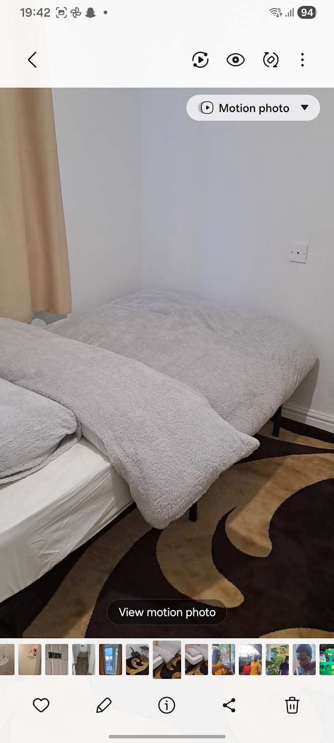 chi's room