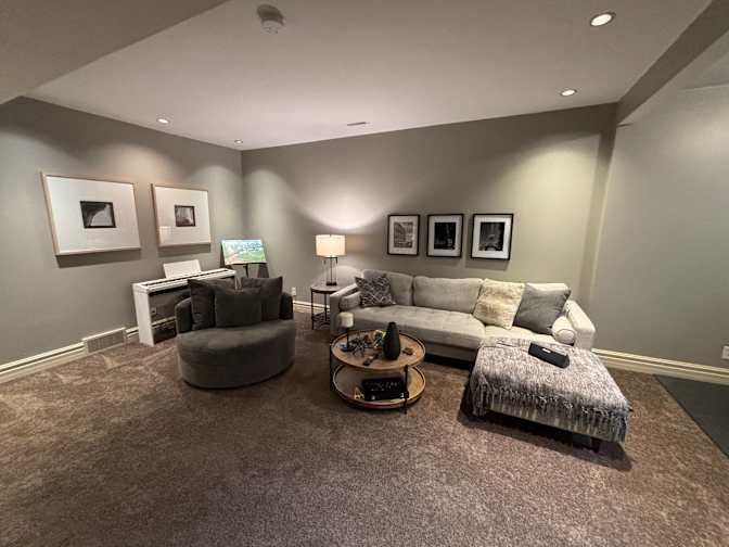 Jay's room