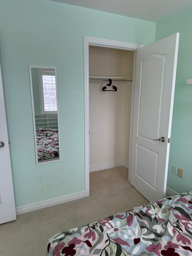 Parastoo Lalani's room