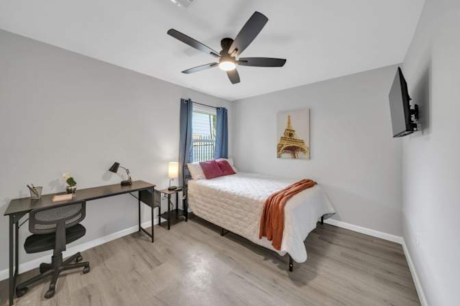 PadSplit's room