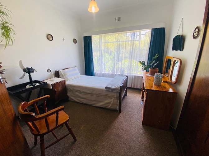 Tee's room
