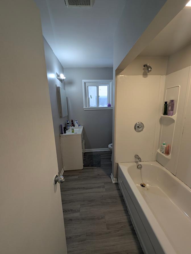 SANIA LALWANI's room