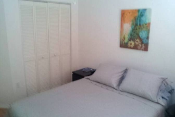 Andres's room