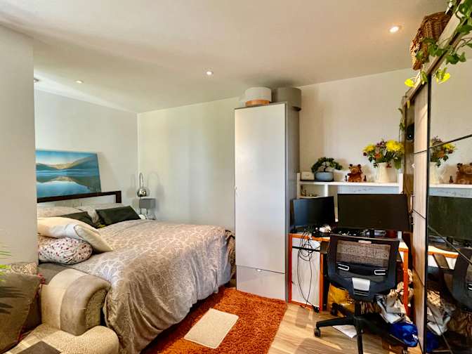 Hrid's room