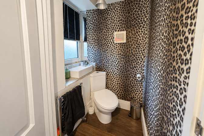 LDS Property Finder's room