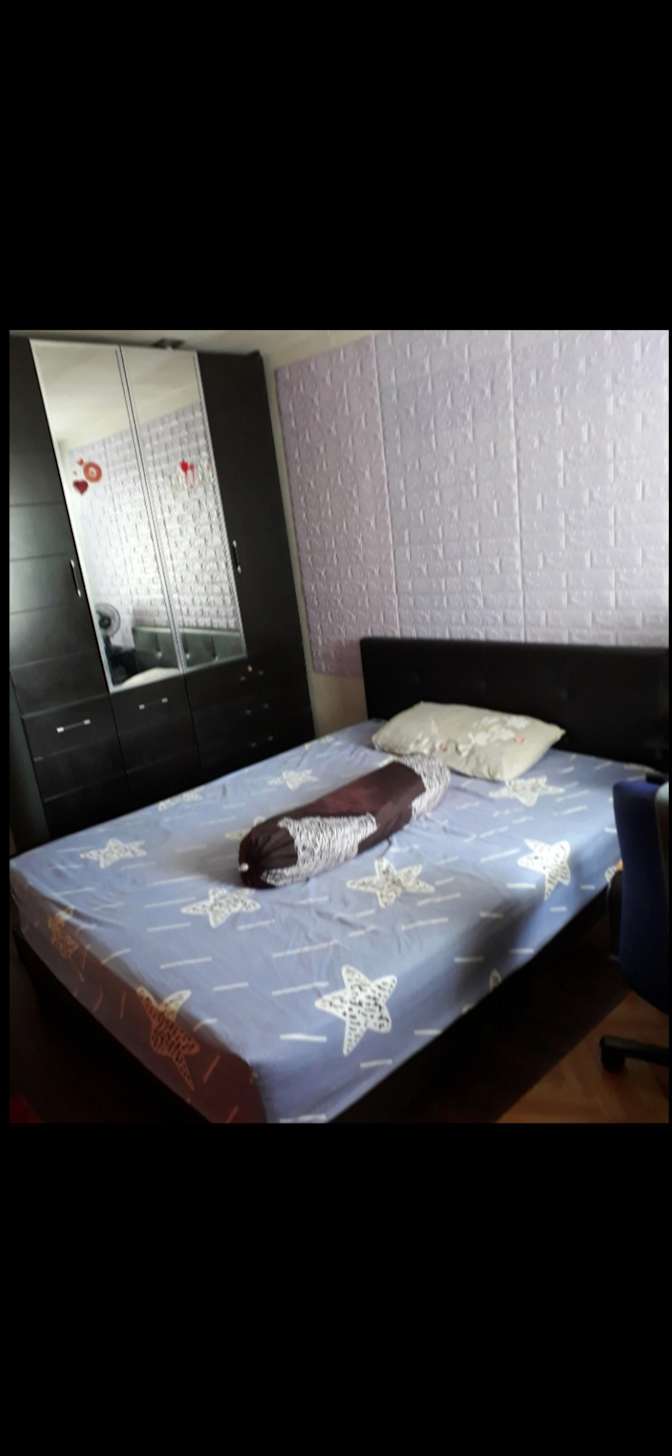 Foo's room