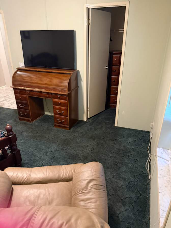 Bill's room