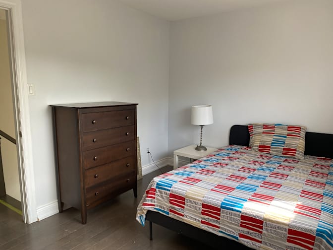 LUZ IMELDA SPENCE's room