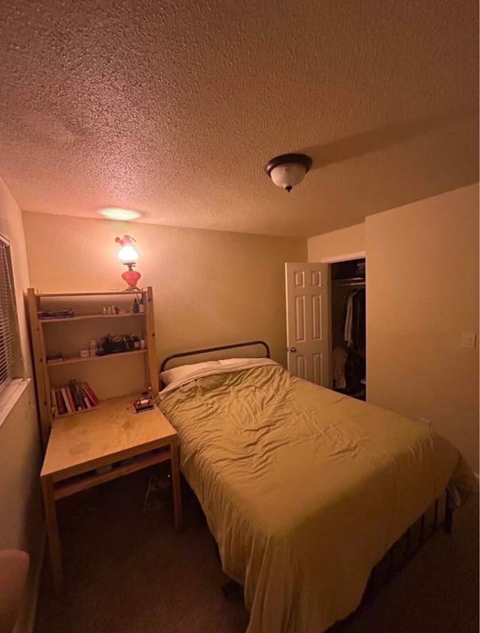 Sara's room