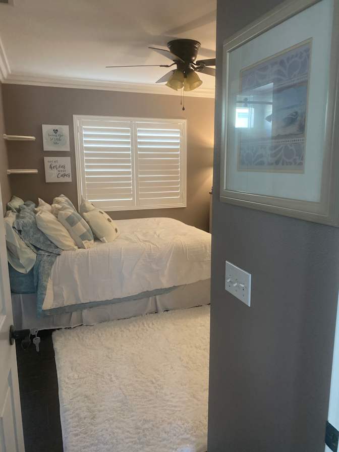 Jennifer's room