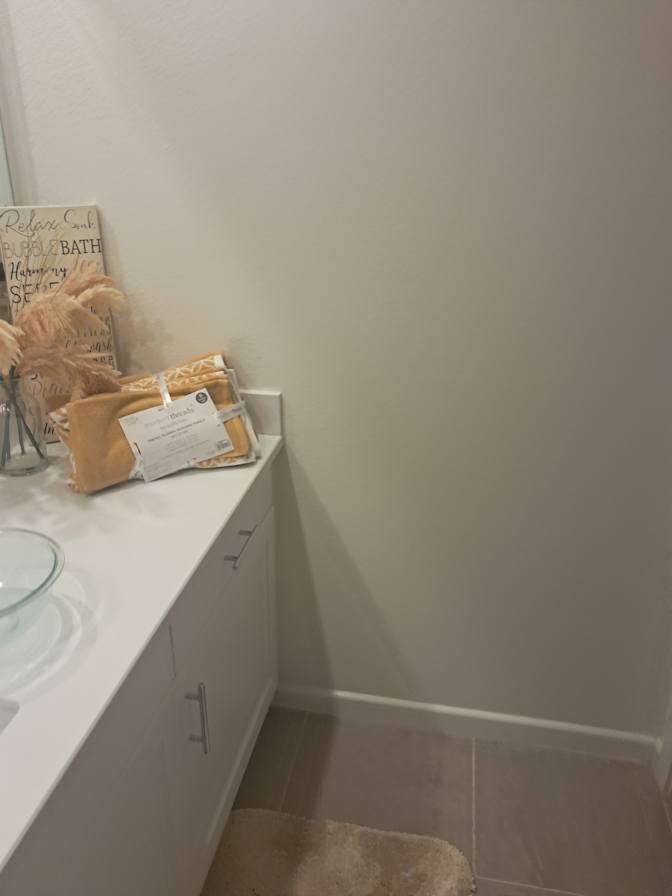 Bernard  Reed's room